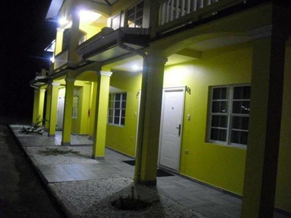Piarco Village Suites Exterior photo